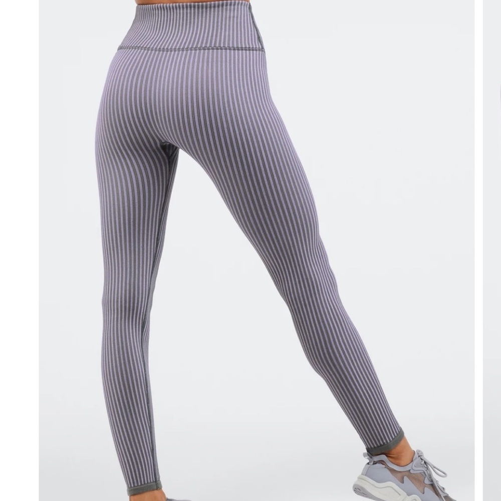 FABLETICS Purple Gray High-Waisted Seamless‎ Rib Legging Active Yoga Gym Size XS
